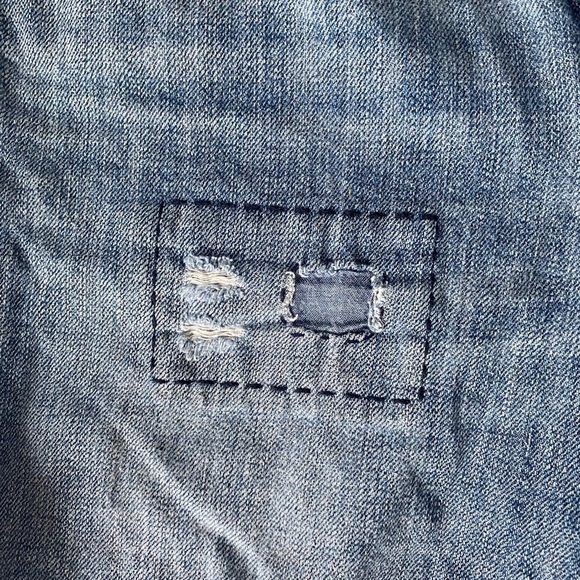 American Eagle Women’s Shorts‎ Size 2 Distressed Denim 5 Pockets Y2K Western - Picture 3 of 12